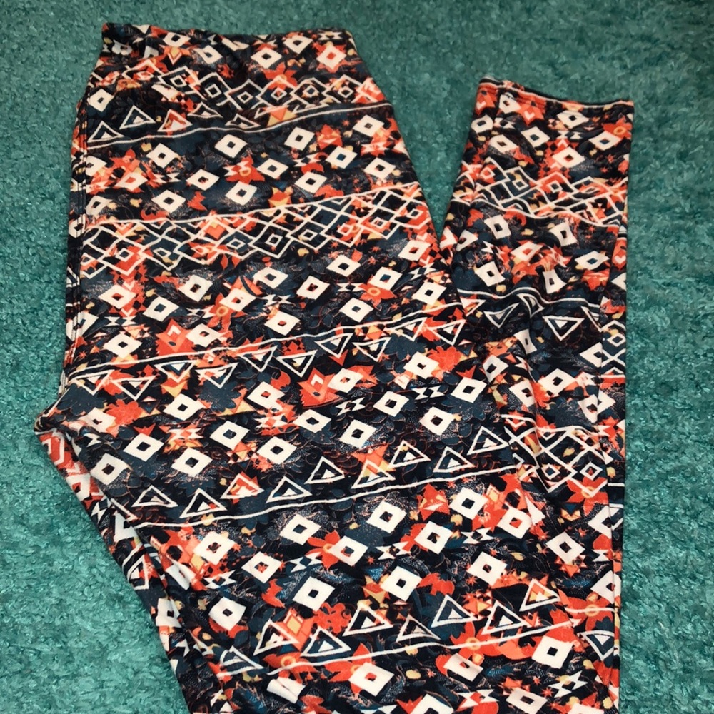 LulaRoe leggings Tall and Curvy